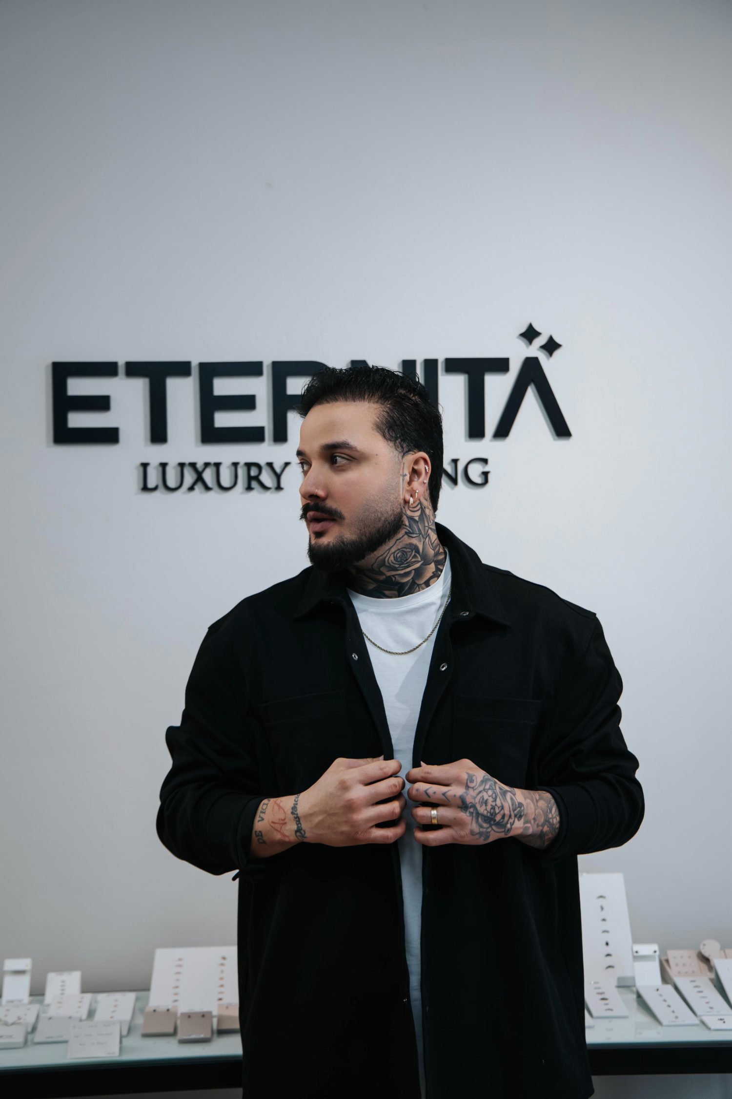 Lucca Gargioni, fondateur et body piercer d'Eternità